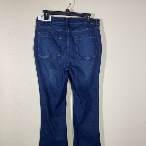 NWT! Nicole Miller SOHO High Rise Boot Cut Jean Women's 12 Dark Wash! - Picture 4 of 6